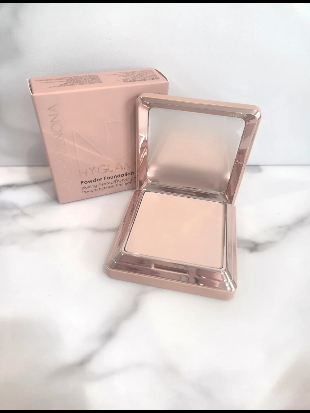 NATASHA DENONA Hy Glam Powder Foundation In RN3 Light Rosy Neutral NIB Retail$55